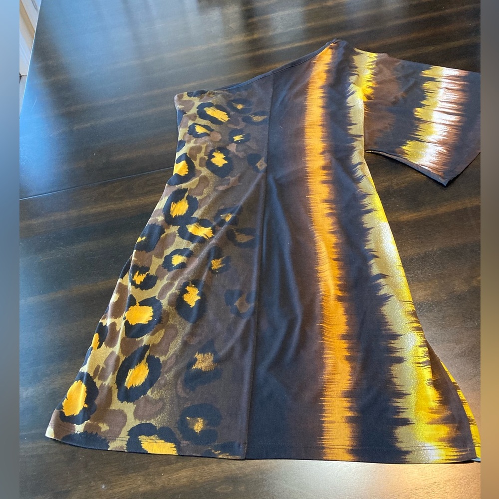 🖤 Party Dress 🖤 - Picture 2 of 4